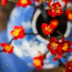 Vase bleu chinois avec design artistique unique