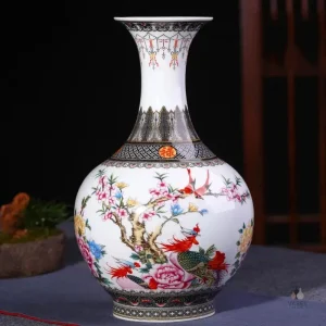 Vase chinois moderne en céramique élégante