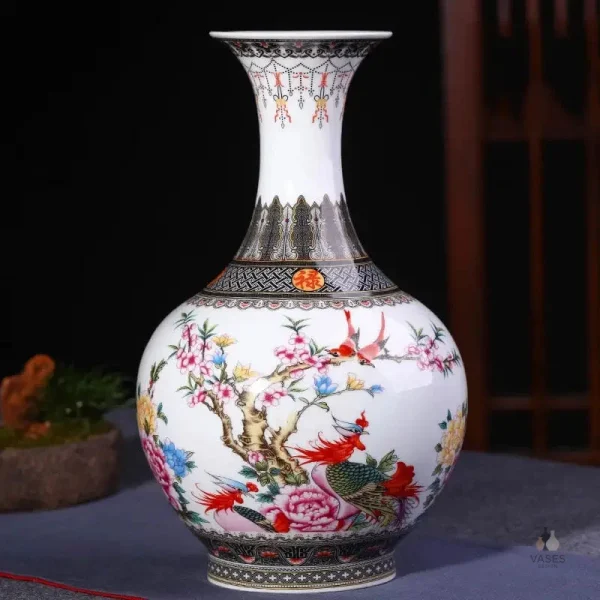 Vase chinois moderne en céramique élégante