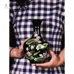 Vase chinois noir, pièce maîtresse pour intérieur