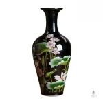 Vase noir traditionnel, touche d'authenticité