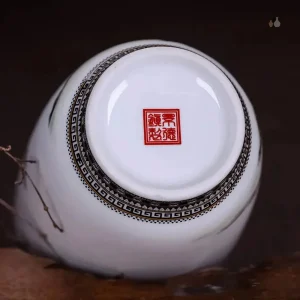 Vase en céramique chinoise à prix réduit