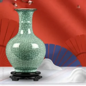Vase oriental vert, design classique et raffiné