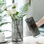 Vase en verre en forme de cœur moderne