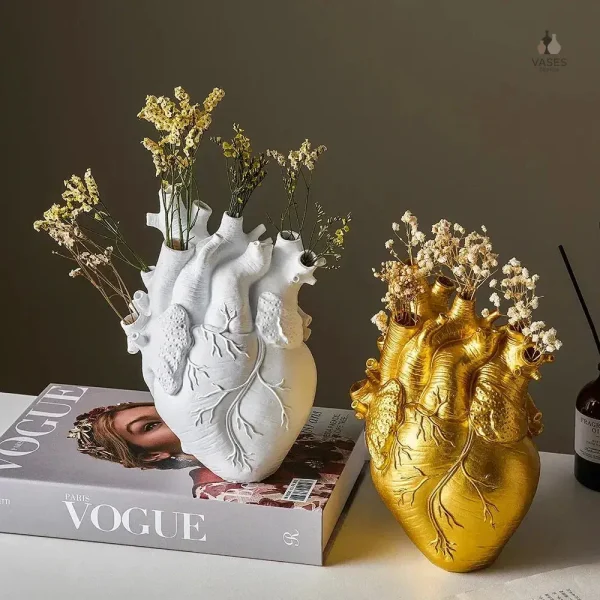 Vase cœur humain en céramique artistique