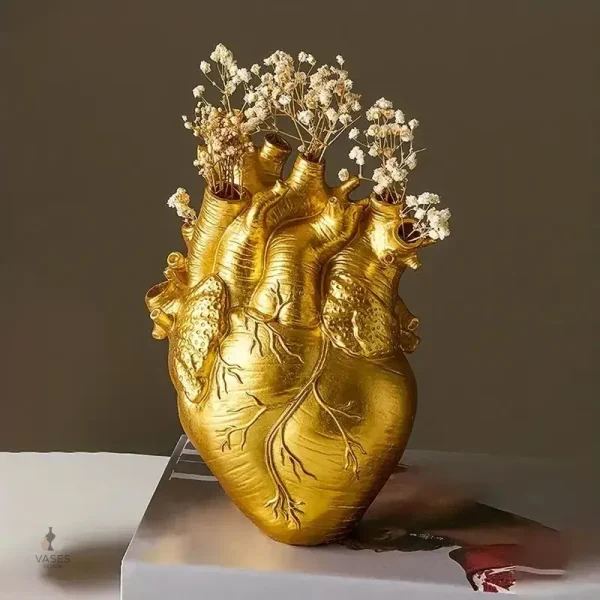 Vase coeur Seletti, accessoire décoratif charmant