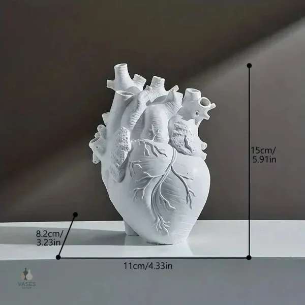 Vase coeur décoratif, pièce maîtresse originale