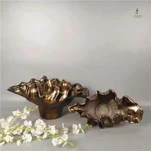 Vase coquille avec finition brillante et lisse