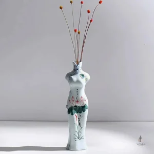 Vase décoratif inspiré de la silhouette féminine