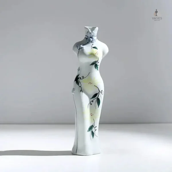 Vase artistique corps féminin en céramique