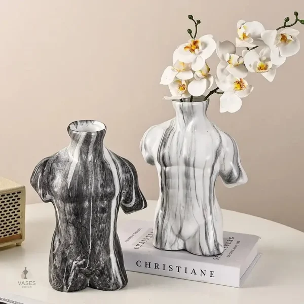 Vase homme en forme de corps stylisé