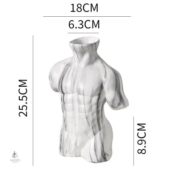 Vase contemporain représentant la forme masculine