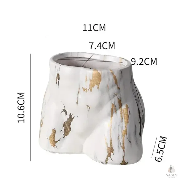 Vase unique, silhouette d'un homme élégante