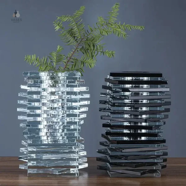 Vase en cristal au design contemporain