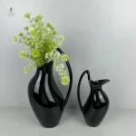 Vase cruche en céramique au design épuré