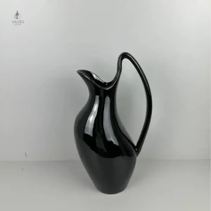 Vase cruche artisanale, ajout d'élégance à votre espace