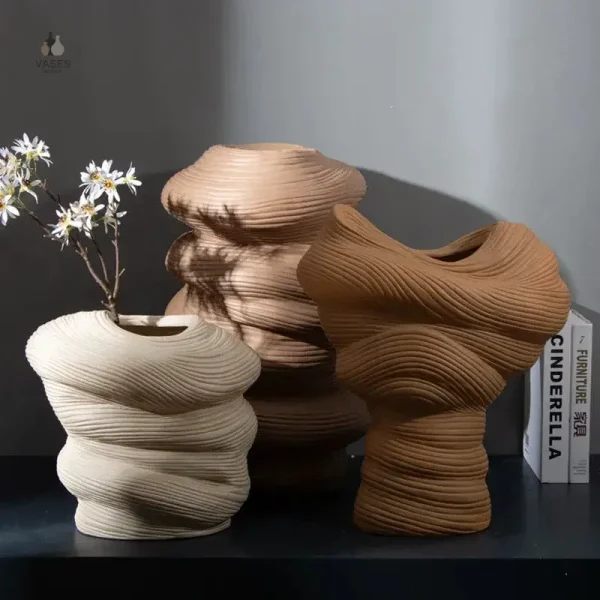 Vase déco design moderne en céramique