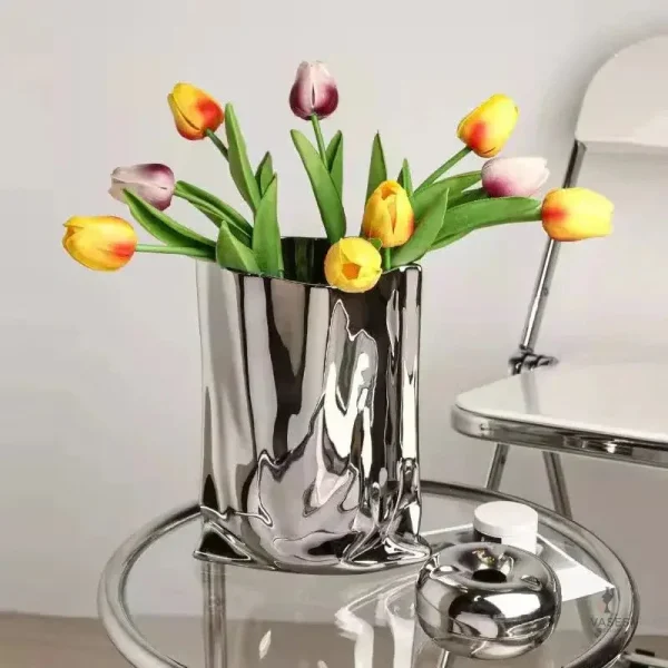 Vase haut pour arrangements floraux variés