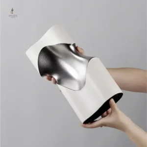 Vase artistique en verre soufflé, pièce unique