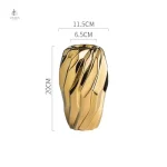 Vase haut pour fleurs, élément décoratif chic