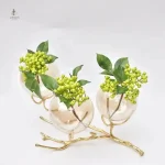 Vase décoratif luxueux, parfait pour les fleurs ou comme objet d'art