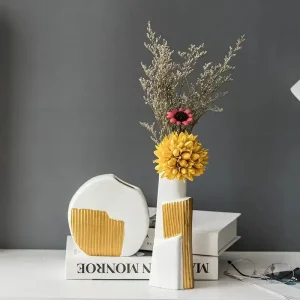 Vase contemporain en verre élégant