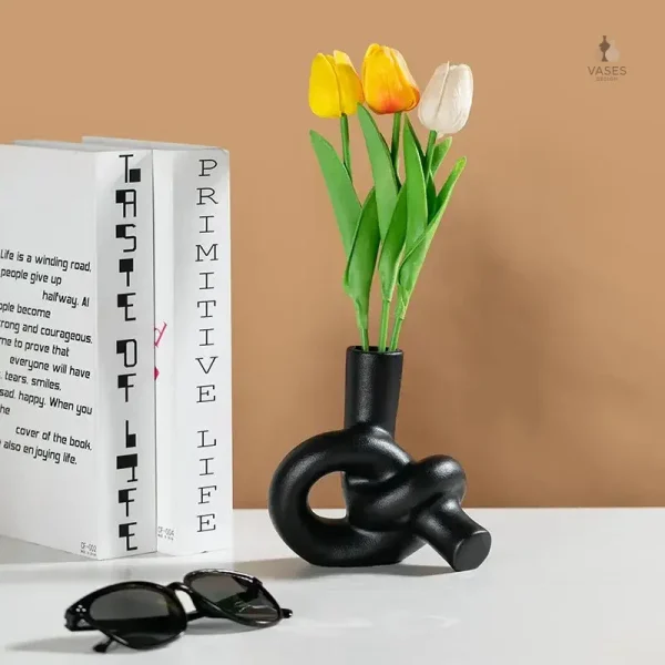 Vase contemporain pas cher, idéal pour la décoration