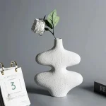 Vase design scandinave élégant en céramique