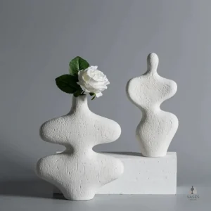 Vase scandinave épuré, parfait pour toute décoration intérieure