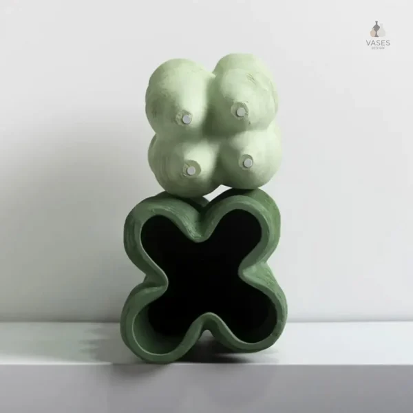 Vase design épuré en vert