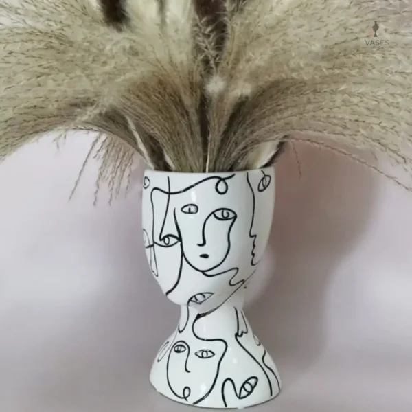 Vase à motif facial, ajout unique pour votre déco