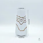 Vase stylé doré avec accents blancs