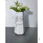 Vase décoratif blanc et doré pour table
