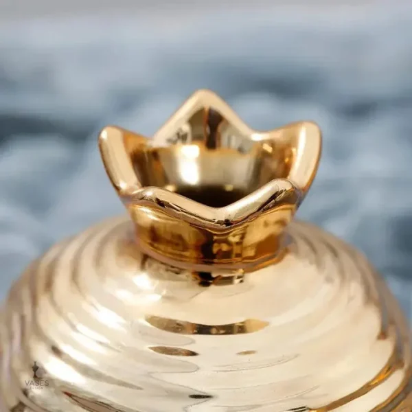Vase pas cher au design doré moderne