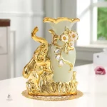 Vases originaux en forme d'éléphant, ensemble