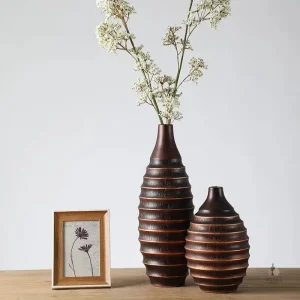 Vase en bois effet artisanal