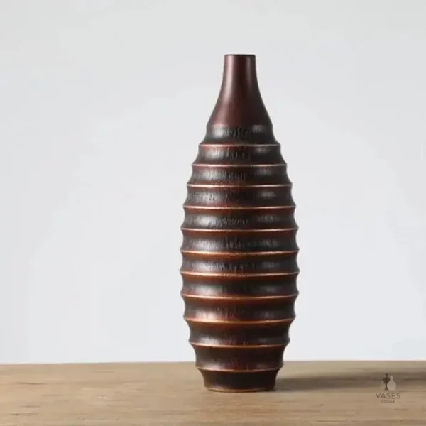 Vase artisanal à effet bois