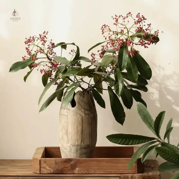 Vase artisanal en bois