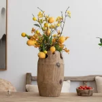 Vase en bois moderne