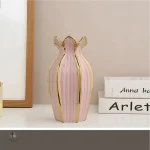 Vase céramique décoratif pour étagère ou table