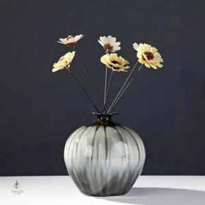 Vase céramique élégant pour décoration intérieure
