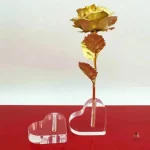 Vase en coeur élégant pour décoration intérieure