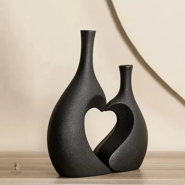 Vase cœur en verre coloré pour une touche artistique