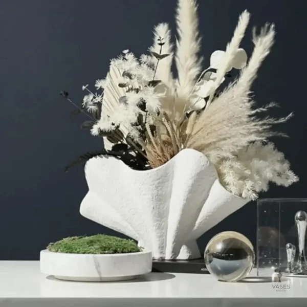 Vase en forme de coquillage pour un style marin