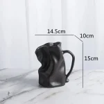 Vase en forme de cruche, pièce maîtresse originale