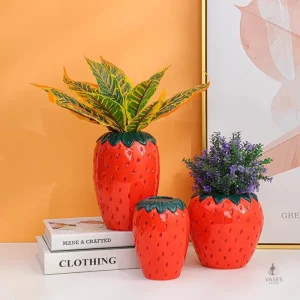 Vase en forme de fraise décoratif et original