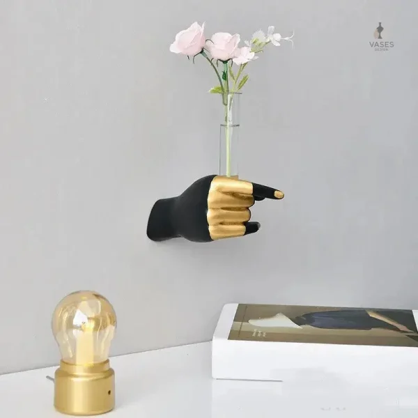 Vase créatif en forme de main décorative