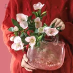 Vase stylisé en forme de sac décoratif