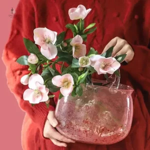 Vase stylisé en forme de sac décoratif