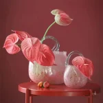 Vase contemporain aux contours de sac